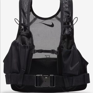 NIKE packable running vest NWT unisex